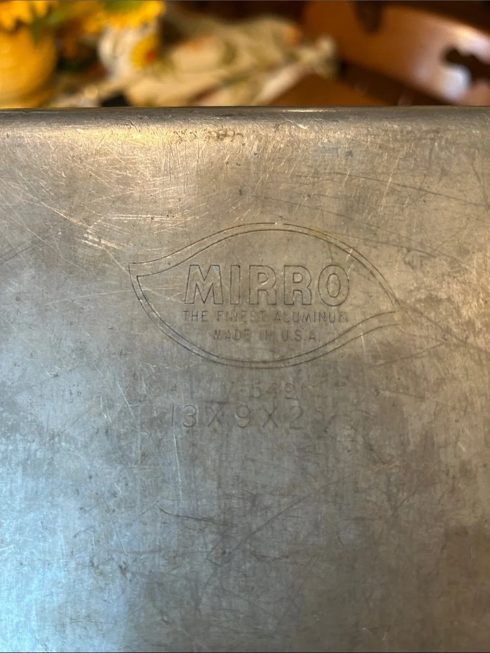 Vintage Mirro 13” x 9” Aluminum cake pan with lid